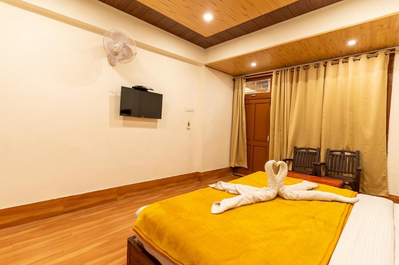Hotel Woodland Nainital Eksteriør bilde